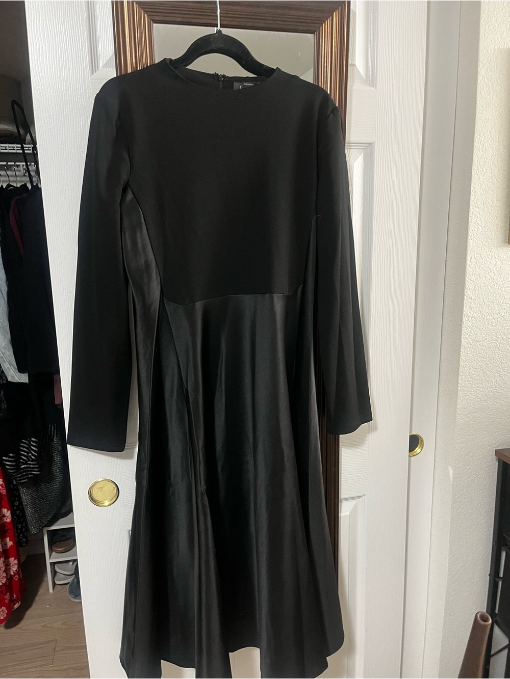 NWT Brand New Gracia Black midi dress